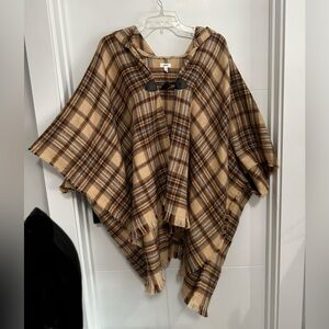 ⭐️Like New⭐️ Aerie: Women’s Hooded Poncho with Toggle Front Closure- One Size